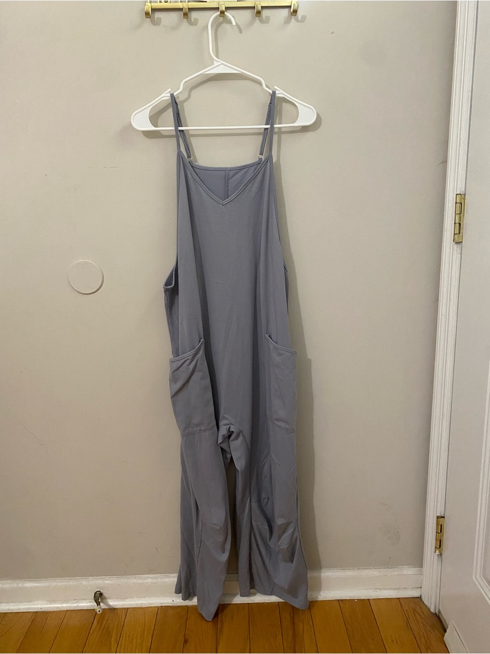 Women's Relaxed Wide-Leg Jumpsuit in Light Gray